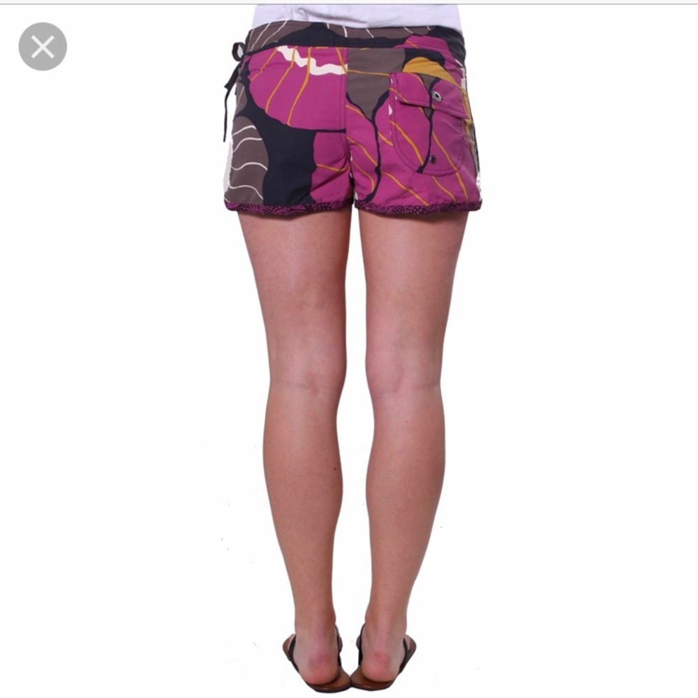 PATAGONIA WOMENS SHORTIE BOARDIE 12 - Picture 3 of 6